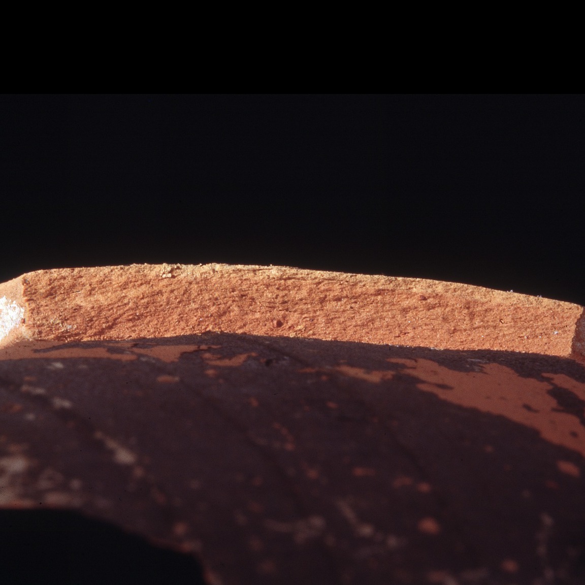 Plate 33: Fresh sherd break of ARG CC (width of field 24 mm)