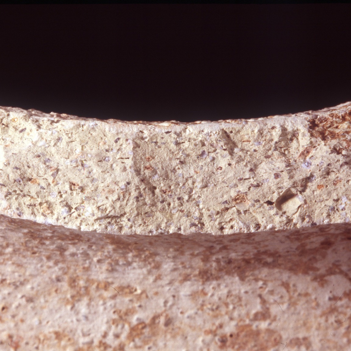 Plate 63: Fresh sherd break of BAT AM 3 (width of field 24 mm)