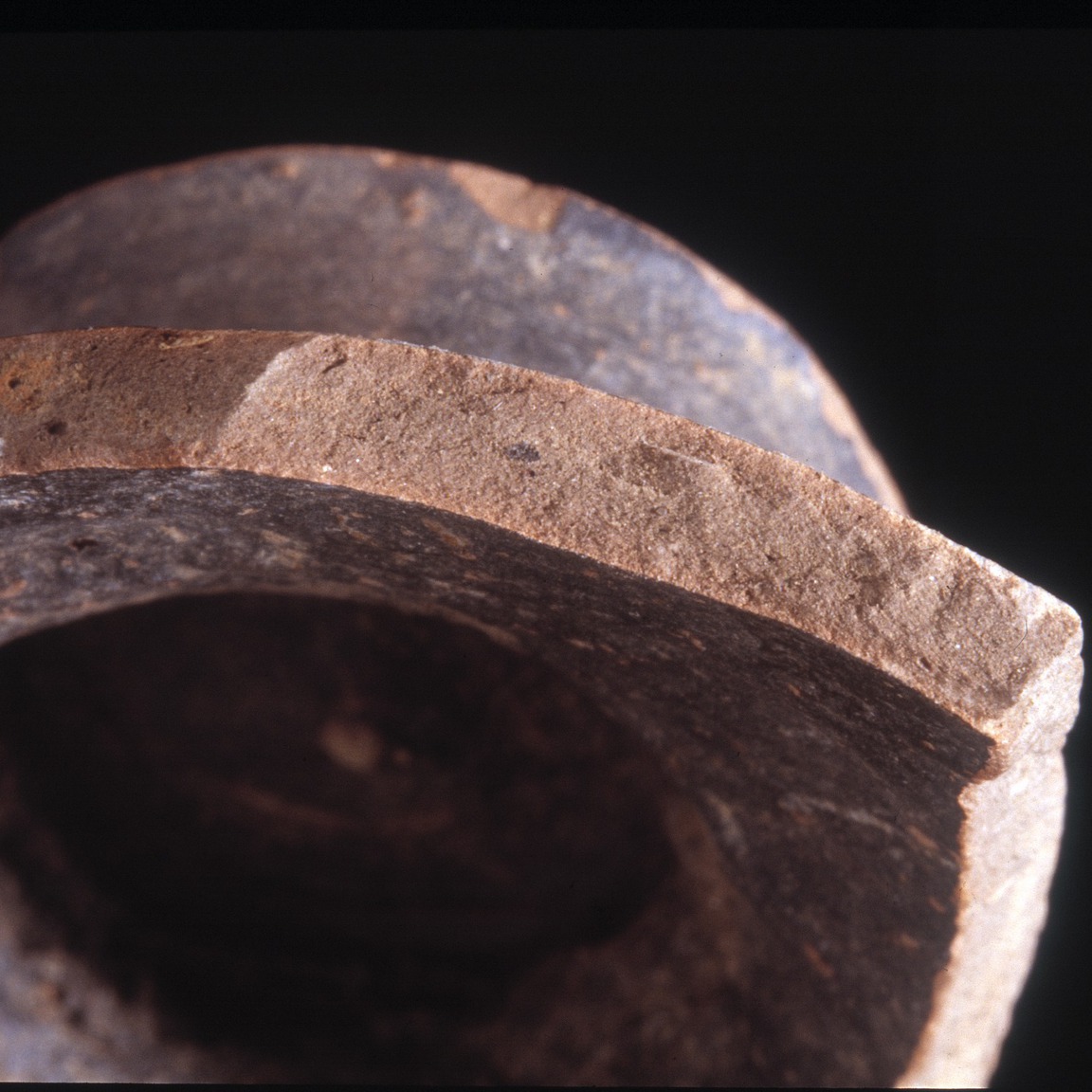 Plate 106: Fresh sherd break of COL CC 2 (width of field 24 mm)