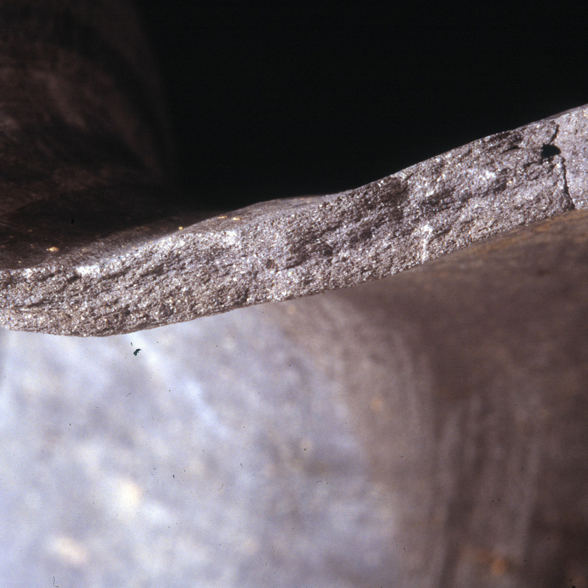 Plate 110: Fresh sherd break of HGW RE C (width of field 24 mm)
