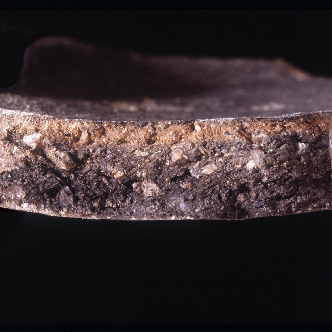 Plate 120: Fresh sherd break of MAL RE A (width of field 24 mm)