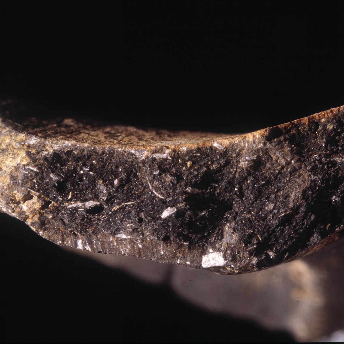 Plate 128: Fresh sherd break of DAL SH (width of field 24 mm)