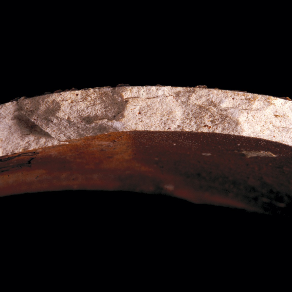 Plate 132: Fresh sherd break of SOC CC (width of field 24 mm)